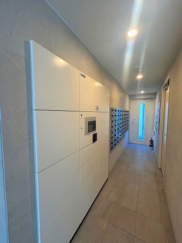 不在時でも安心の宅配ボックス