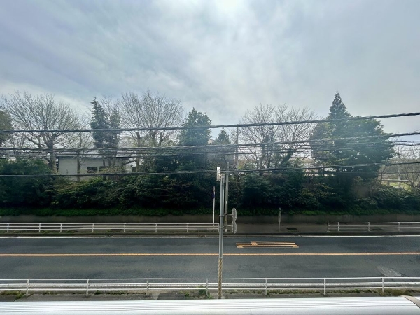 南西向きのため日当たり良好です