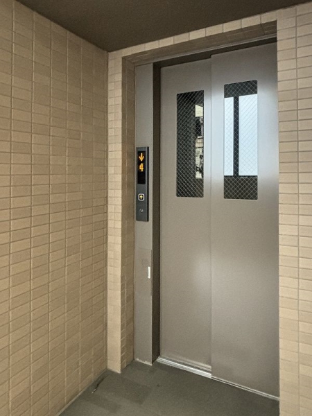 エレベーターは全部で4基ご用意