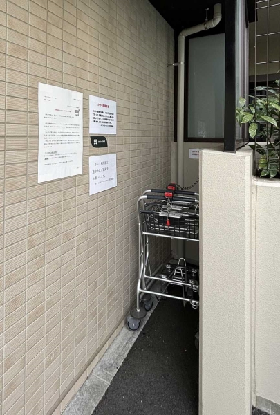 お買い物帰りにも便利なカートを敷地内にご用意