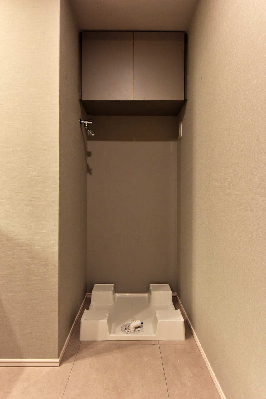 【洗濯機置場】防水パンは2026年2月交換済です。設置可能な洗濯機のサイズ等は現地でお確かめくださいませ。