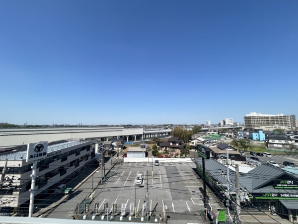 他の建物との距離が遠く、日当良好