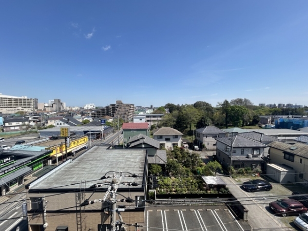 他の建物との距離が遠く、日当良好