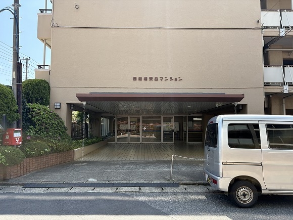 広々としたエントランス