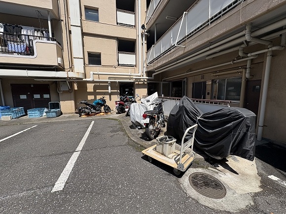 バイク置き場