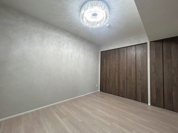 デッドスペースが少ないので、家具の配置がし易い居室です