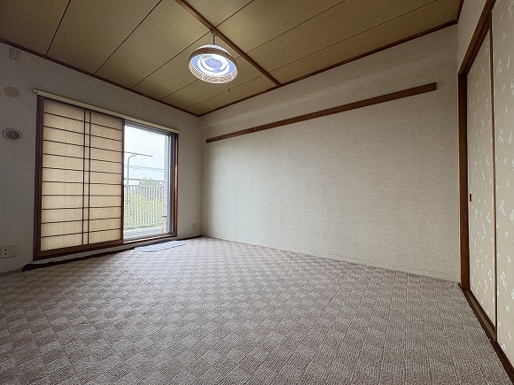 和室・窓には障子が設置されています