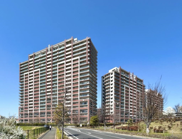 総戸数524邸の大規模レジデンス。