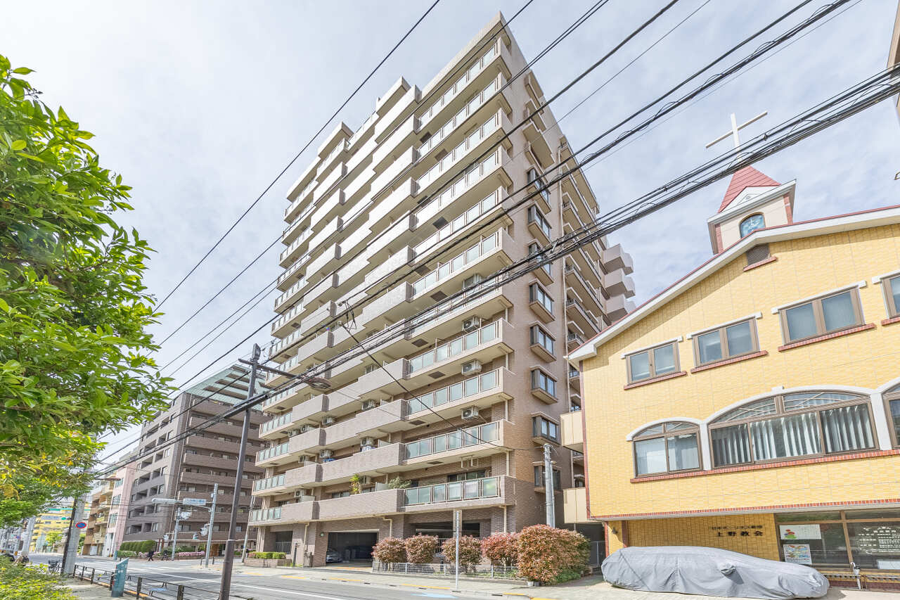 【現地外観写真】周辺環境も併せてご案内させていただきます。実際の住環境をぜひ現地でお確かめください。