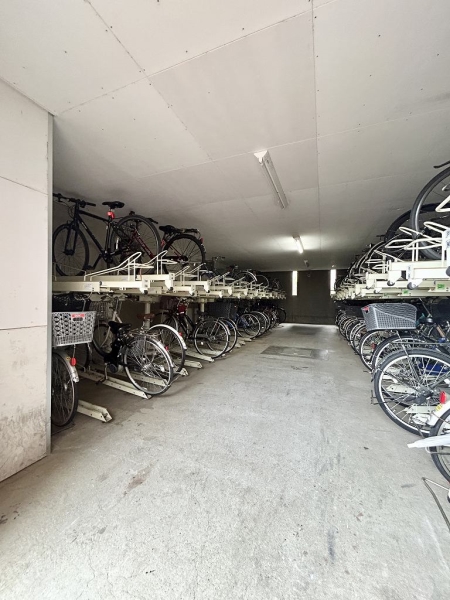 駐輪場（屋根あり）