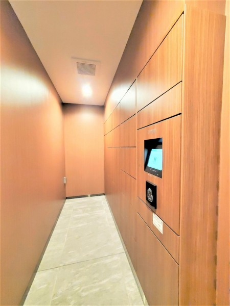 マンション内には宅配BOXがございます