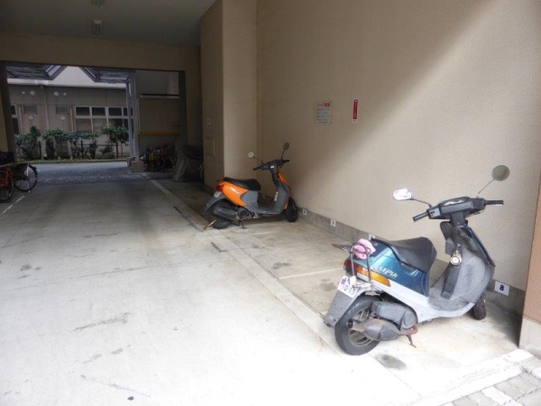 バイク置場※空き状況はお問い合わせください。