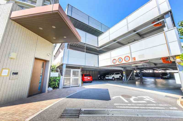 自走式駐車場１００％設置