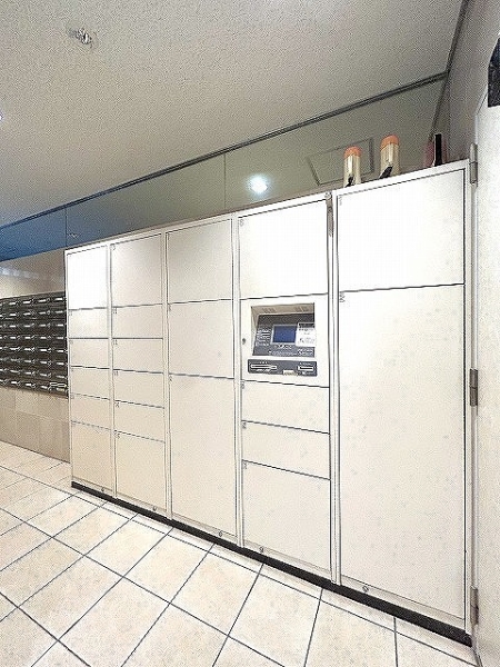 不在時も受け取れる宅配BOX設置
