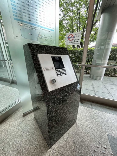 オートロックシステム完備