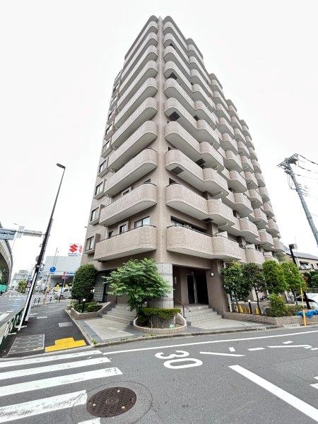 南向きのため陽当たり・通風良好