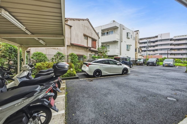 平置駐車場/空き状況は担当へご確認ください