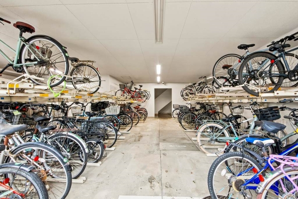 屋根付き駐輪場