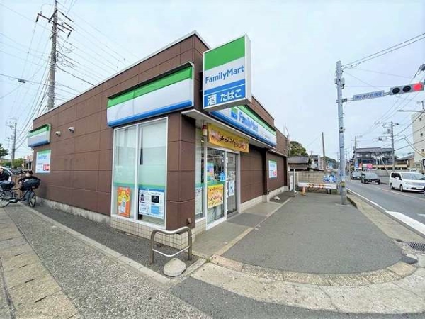 ファミリーマート船橋法典前店…徒歩15分（約1190m）