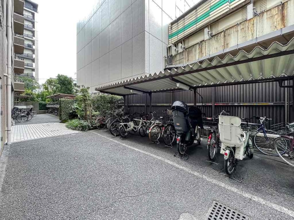 敷地内駐輪場の写真です