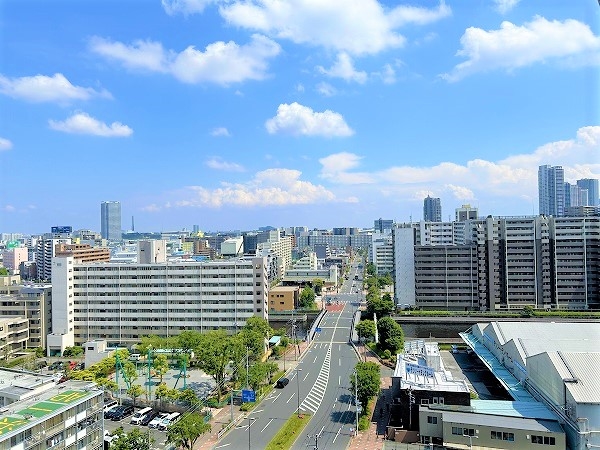 最上階１４階から開放的な眺望が望めます