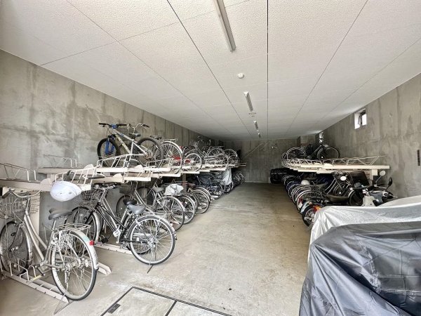 マンションの駐輪場