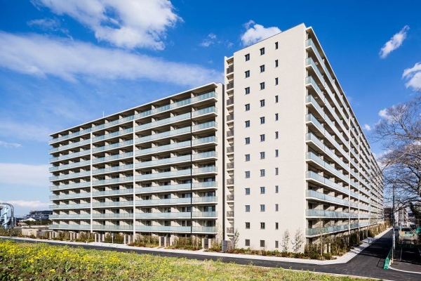 総戸数355邸の大規模レジデンス