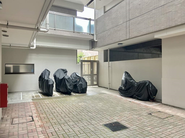 敷地内バイク置場　※詳細は担当者まで