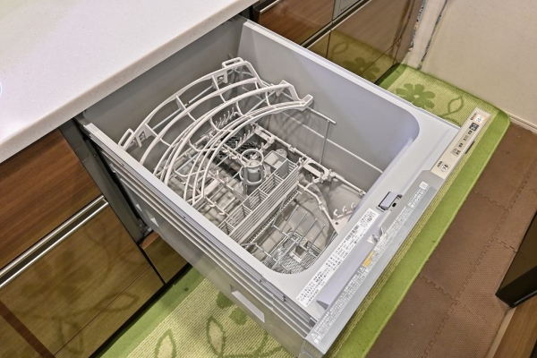 食器洗浄乾燥機採用
