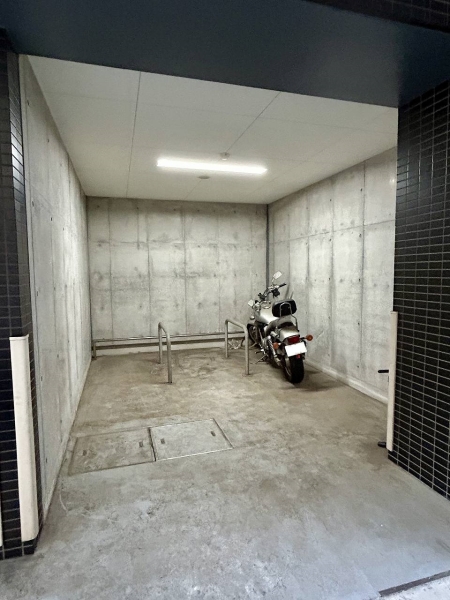 バイク置き場