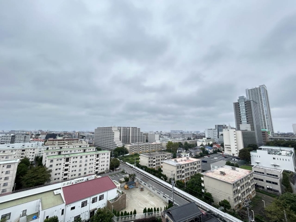 津田沼の街並みを一望する爽快ビュー