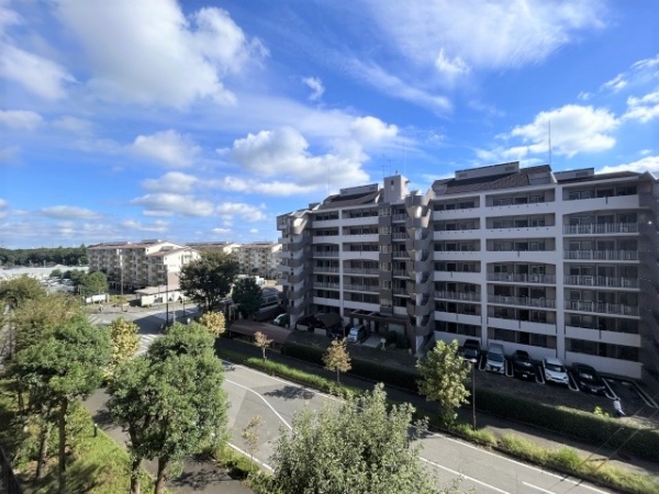 前面に大きな建物がなく開放的な眺望です