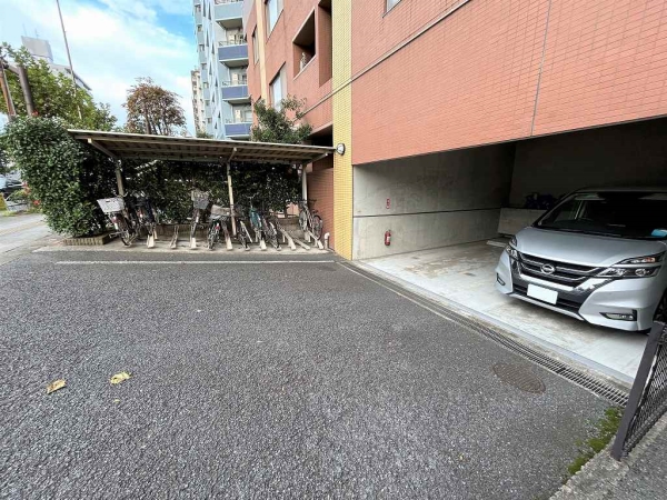 平置きの駐車場