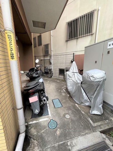 バイク置き場