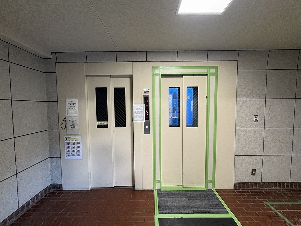エレベーター2基設置につき、通勤・通学時間帯の混雑も軽減されます。