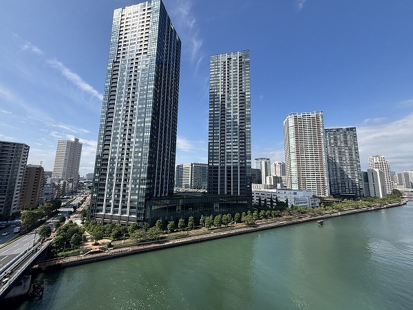 11階部分南西向きにつき陽当たり・通風良好