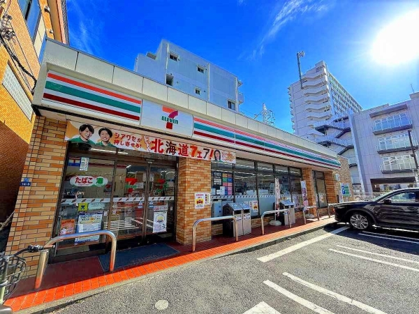 セブンイレブン東新小岩一丁目店まで徒歩３分(約１７０ｍ)