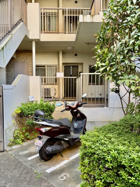 バイク置き場です。