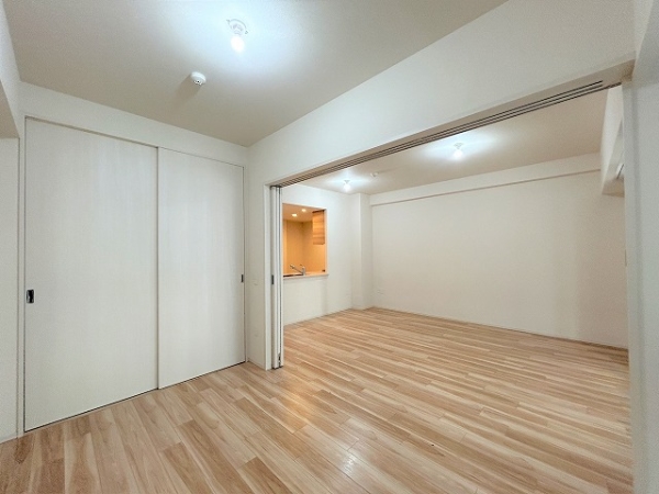 駐車場。月額17000～20000円