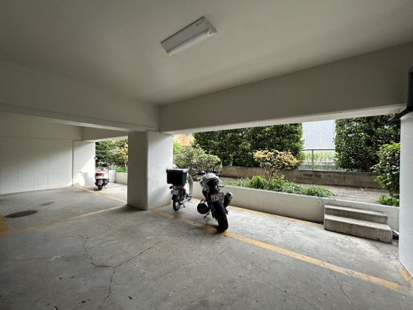 バイク置場です