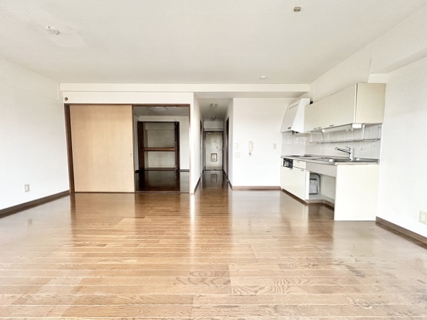 リビング広くお使いいただけます