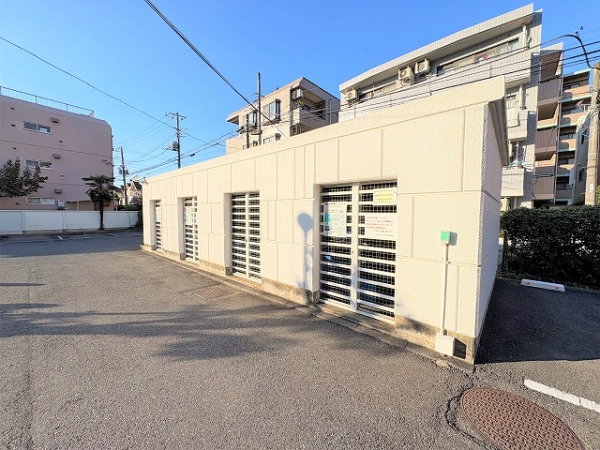 ゴミ置き場