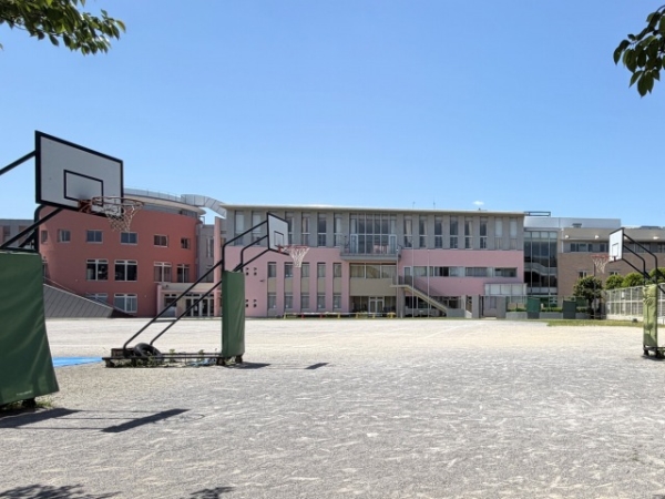 調布市立調和小学校まで徒歩10分(約780ｍ)