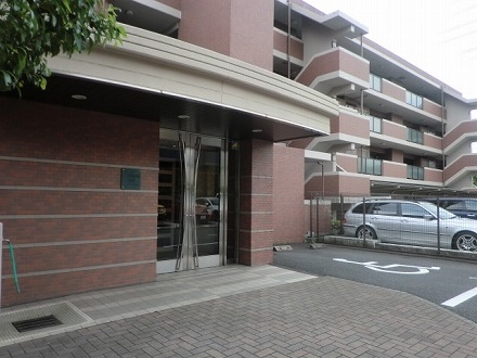 C棟エントランス