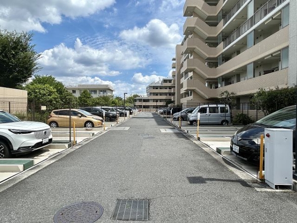 マンション内機械式駐車場