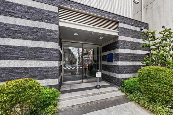 高円寺駅徒歩1分　好立地のマンション