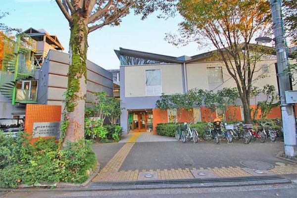 小金井市立図書館緑分室