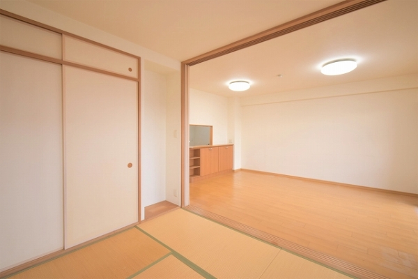 和室 約6.0帖　床の間付きの温かみのある空間です