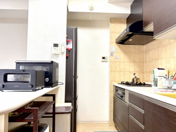 料理をしながらでもお子様の様子を見守ることができます