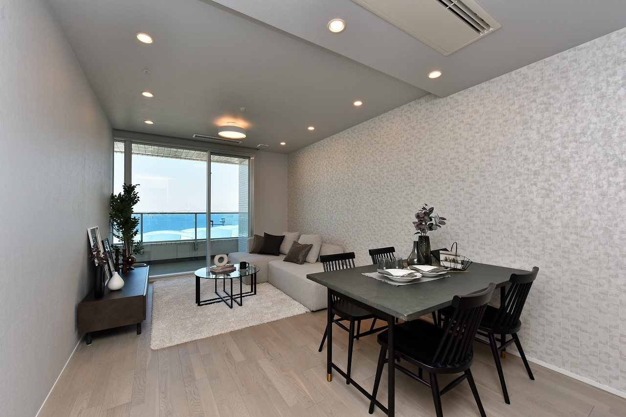 【LD(約11.0帖)】室内リフォーム済み！空室につきスムーズにご入居できます。